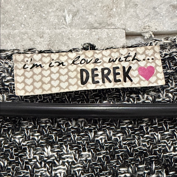 Gray Open-Front Cardigan - Picture 2 of 3